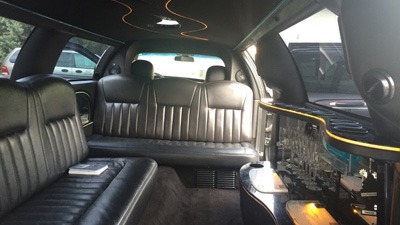 stretch-limousine-interior